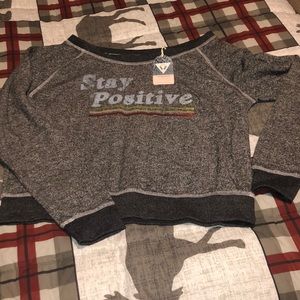 🆕 Cropped long sleeve sweatshirt